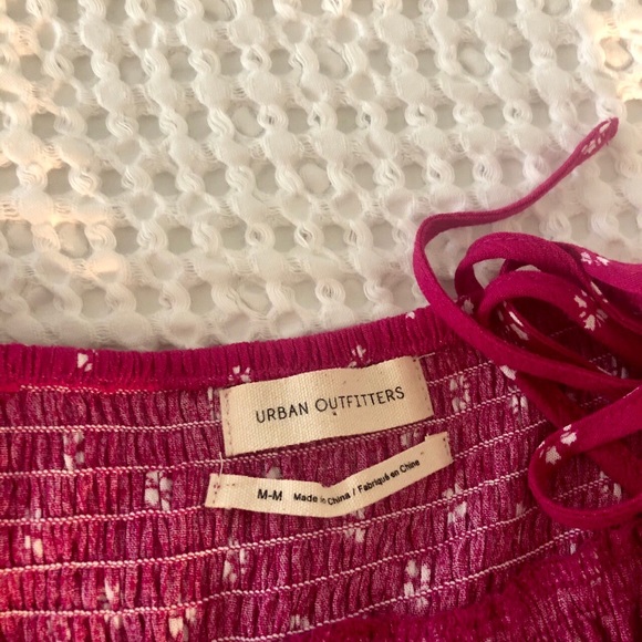 Urban Outfitters Tie Shoulder Romper 🌷 - Picture 4 of 4